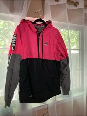 PINK Victoria's Secret Hot Pink and Black Zip-Up Windbreaker
